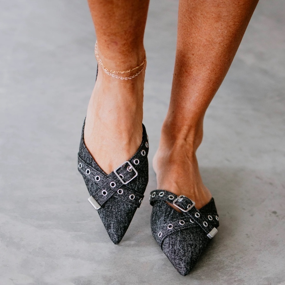 Bamboo Buckle Mule Size 6 Black Denim Slip On Flats Pointed Toe New With Box - Picture 2 of 11